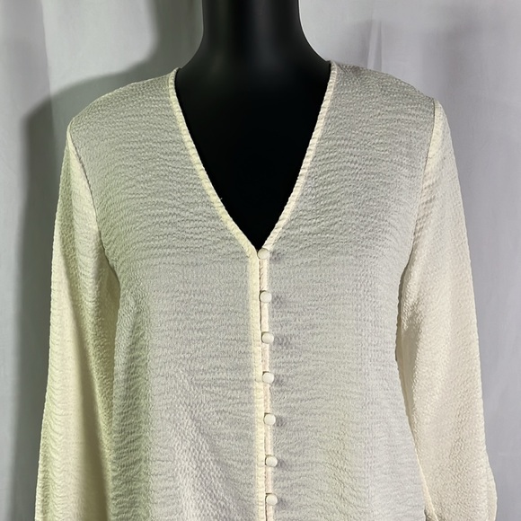 Madewell Ivory Long Sleeve Button Front Crinkle Blouse - Picture 6 of 16